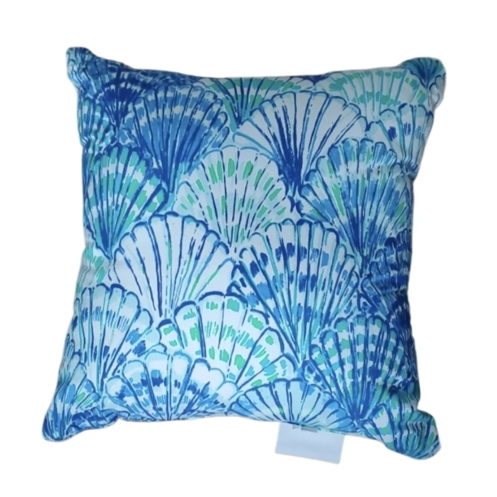 Lilly Pulitzer For Pottery Barn Reversible Pillow Beaded Starfish & Shell‎ Print